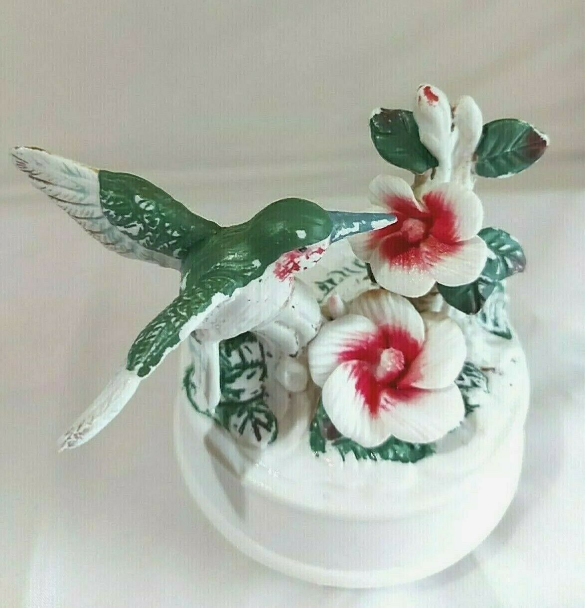 Vintage Hummingbird Musical Figurine Porcelain Edellweiss 1997 Preowned