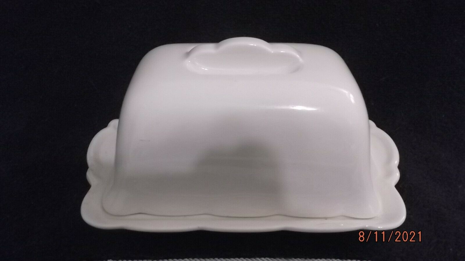Butter Cheese Dish Large With Scalloped Edging