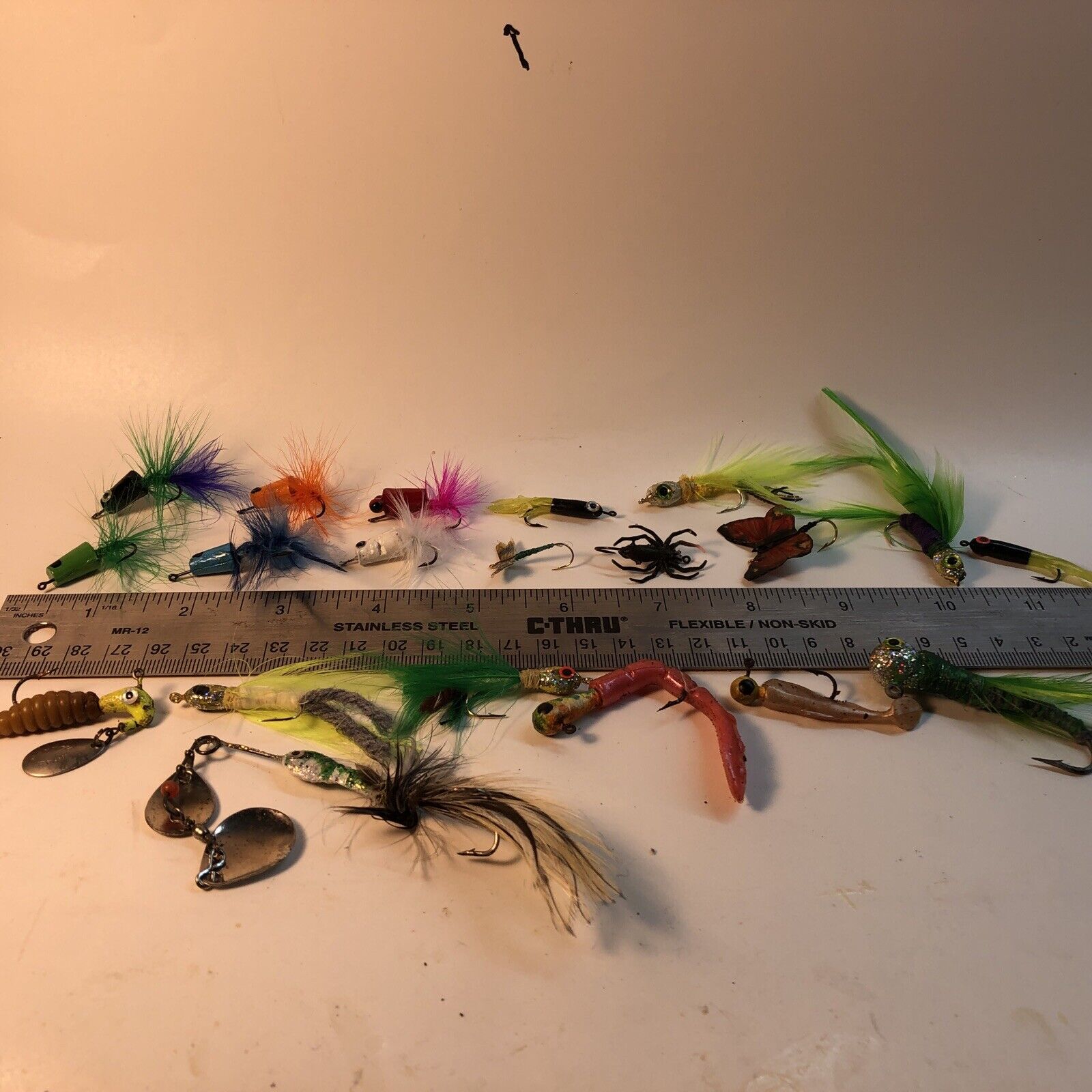 20 Vintage Lot Aa-4 Hand Tied And Painted Fishing Flies And Lures / Butterflies!