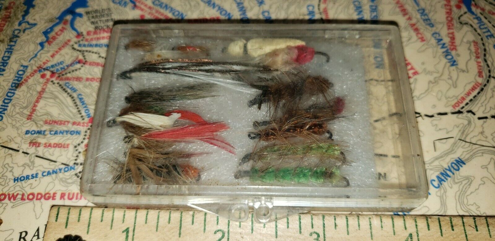 Vintage Fishing Flies Lot Of 16 Flies