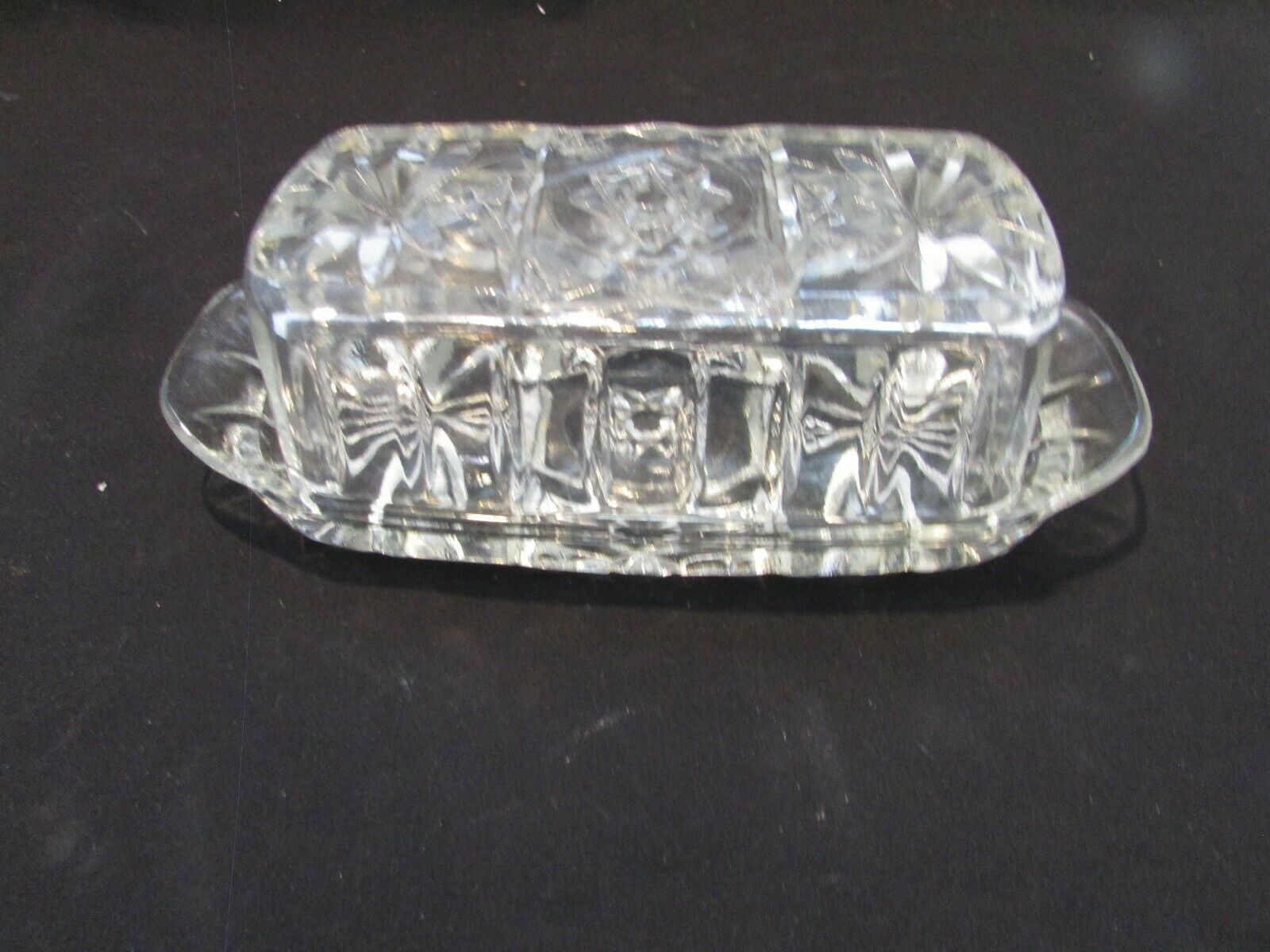 Vintage Pattern Clear Butter Dish With Lid Pressed Glass Mint Item